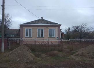 Дом на продажу, 76.3 м2, Курганинск, площадь имени Клары Лучко