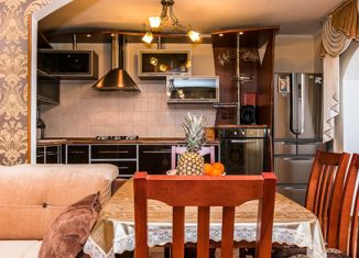 Продаю 3-комнатную квартиру, 61.5 м2, Краснодар, Фестивальная улица, 33, Фестивальная улица