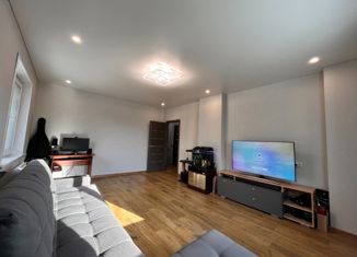 Продажа 2-ком. квартиры, 60.9 м2, Новосибирск, микрорайон Закаменский, 15, метро Берёзовая роща