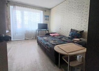 Продаю трехкомнатную квартиру, 62.8 м2, Челябинская область, улица Молодогвардейцев, 66Б