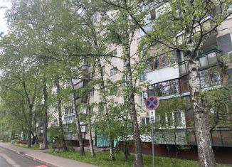 Продажа трехкомнатной квартиры, 60 м2, Москва, улица Плещеева, 7