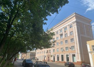 Продаю трехкомнатную квартиру, 72.1 м2, Нижний Новгород, улица Добролюбова, 8, улица Добролюбова