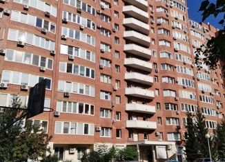 Продается 4-ком. квартира, 140 м2, Тольятти, улица Маршала Жукова, 6