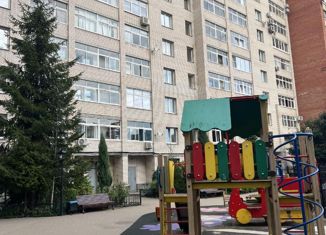 Продам четырехкомнатную квартиру, 133.1 м2, Санкт-Петербург, улица Савушкина, 140