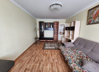 Продаю 2-ком. квартиру, 52 м2, Белореченск, улица Ленина, 125