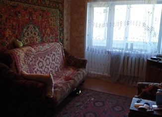 Продаю трехкомнатную квартиру, 56 м2, Донской, улица 30 лет Победы, 34