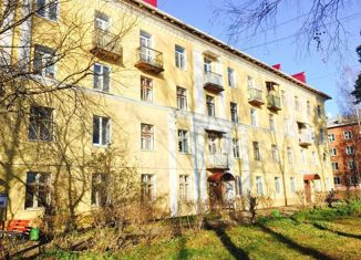 Двухкомнатная квартира на продажу, 61 м2, Клин, Центральная улица, 46