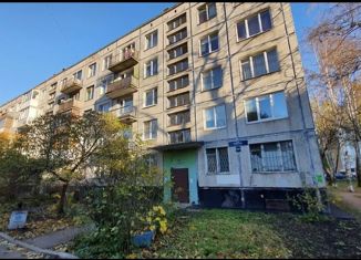 Продажа 3-комнатной квартиры, 58.2 м2, Санкт-Петербург, улица Белы Куна, 2к3, Фрунзенский район