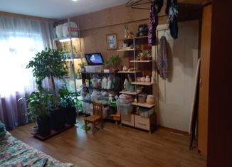 Продаю 2-ком. квартиру, 37.5 м2, Красноярск, улица Воронова, 14/3, Советский район