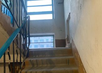 Продается двухкомнатная квартира, 41.2 м2, село Галёнки, улица Комарова, 145