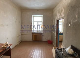 Продам 1-комнатную квартиру, 25.7 м2, Балаково, площадь 20 лет ВЛКСМ, 2