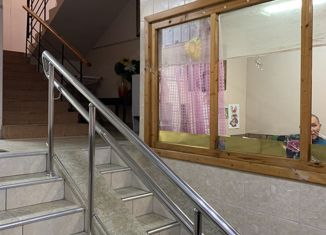 Продам 2-комнатную квартиру, 59 м2, Москва, улица Герасима Курина, 44к1, улица Герасима Курина