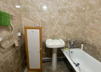 Двухкомнатная квартира на продажу, 57 м2, Нюрба, Комсомольская улица, 105