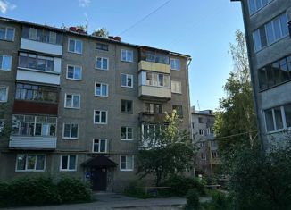 Продается 2-комнатная квартира, 42.4 м2, Йошкар-Ола, улица Зарубина, 38А, микрорайон Машиностроитель