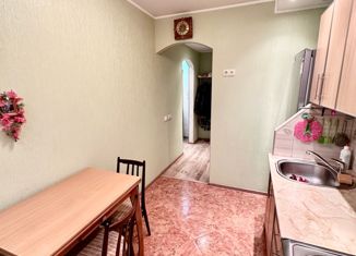 Продам 2-комнатную квартиру, 44 м2, Мурманск, улица Беринга, 6