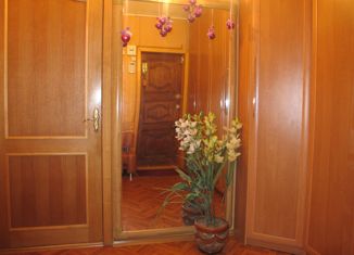 4-комнатная квартира на продажу, 90 м2, Барнаул, улица Юрина, 114А, Железнодорожный район