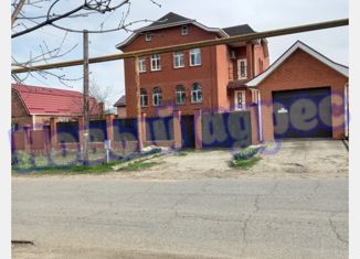 Продажа дома, 348 м2, Ейск, Театральная площадь