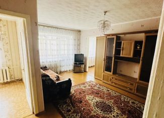 Продается 2-ком. квартира, 43 м2, Белоусово, улица Гурьянова, 21