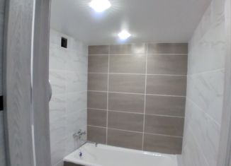 Продается 2-ком. квартира, 43.3 м2, Осинники, улица Победы, 19