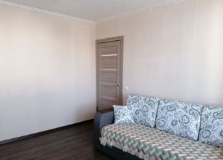 Продаю двухкомнатную квартиру, 42 м2, Агидель, улица Академика Курчатова, 1/11