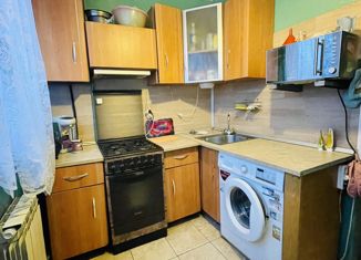 Продажа трехкомнатной квартиры, 60.4 м2, Санкт-Петербург, улица Турку, 8к1, улица Турку