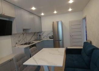 Продам 2-комнатную квартиру, 58.6 м2, Котлас, улица Толстого, 9