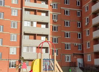 Продам 2-комнатную квартиру, 52 м2, Волгоград, улица 70-летия Победы, 33