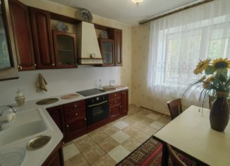 Продается трехкомнатная квартира, 75 м2, Сыктывкар, улица Куратова, 3, Центральный район