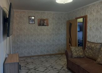 Трехкомнатная квартира на продажу, 58.7 м2, Магнитогорск, проспект Ленина, 152