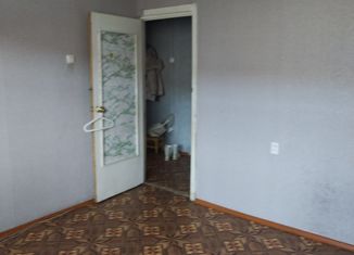 Продаю двухкомнатную квартиру, 43.4 м2, Свердловская область, Балакинская улица, 37