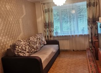 Сдам в аренду 2-ком. квартиру, 41.5 м2, Кемеровская область, Горьковская улица, 57