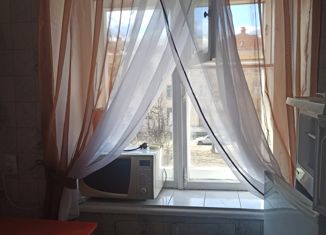 Сдаю в аренду 1-комнатную квартиру, 40 м2, Кольчугино, улица Победы, 9