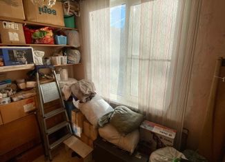 Продается четырехкомнатная квартира, 48.9 м2, Колпино, Пролетарская улица, 97