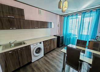 Продаю 1-ком. квартиру, 38.1 м2, Стерлитамак, улица Артёма, 102