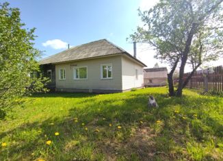 Продам 4-комнатную квартиру, 83.1 м2, посёлок городского типа Кесова Гора, Нагорная улица, 34