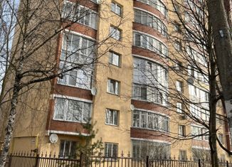 Продается 3-ком. квартира, 94 м2, Смоленская область, 2-й Краснинский переулок, 6Б