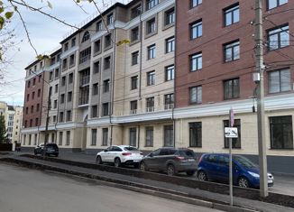 Продается двухкомнатная квартира, 81.8 м2, Тверь, улица Ефимова, 32, Центральный район