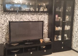 Продам 4-комнатную квартиру, 63 м2, Краснотурьинск, Молодёжная улица, 24