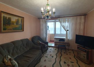 Продаю трехкомнатную квартиру, 61 м2, Елец, Рязано-Уральская улица, 52Б