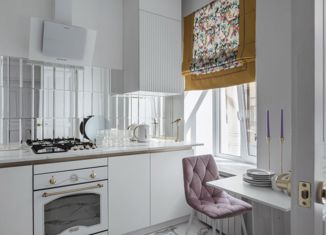 Продаю двухкомнатную квартиру, 50.11 м2, Санкт-Петербург, Невский проспект, 134Б, метро Площадь Восстания