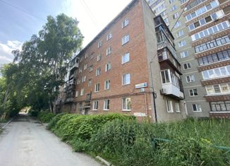 Продается 2-комнатная квартира, 43.9 м2, Екатеринбург, проспект Космонавтов, 78, метро Машиностроителей