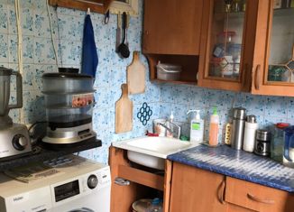 Продается 4-комнатная квартира, 66 м2, Волгоград, улица Рокоссовского, 24, Центральный район