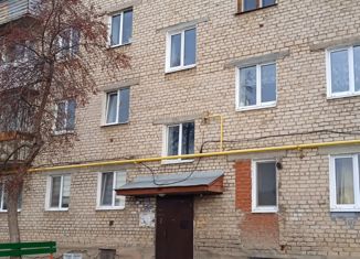 Продам трехкомнатную квартиру, 50 м2, Красноуфимск, улица Куйбышева, 79