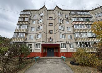 Продается 2-ком. квартира, 50.1 м2, Липецк, улица Энергостроителей, 20