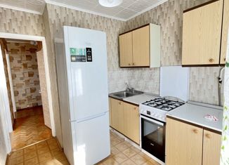Продажа 2-ком. квартиры, 38 м2, Москва, улица Богданова, 24, улица Богданова