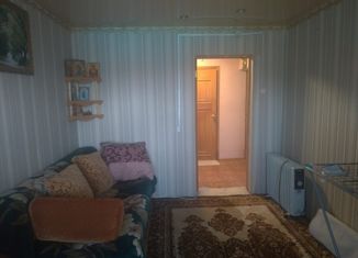 2-комнатная квартира на продажу, 40 м2, посёлок городского типа Озерновский, Октябрьская улица, 22