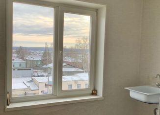 Продам 1-ком. квартиру, 27 м2, Лесной, улица Энгельса, 22