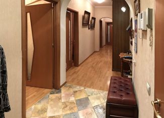 Продается 3-комнатная квартира, 74 м2, Москва, Университетский проспект, 5, метро Университет