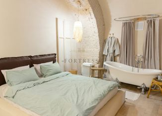 Продается 2-комнатная квартира, 83.5 м2, Санкт-Петербург, проспект Бакунина, 29, проспект Бакунина