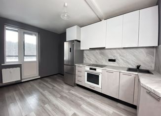 Продаю двухкомнатную квартиру, 56.8 м2, Мурино, улица Шувалова, 46, ЖК Цвета радуги